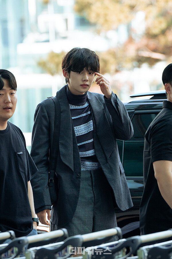 투모로우바이투게더연준,인천국제공항출국