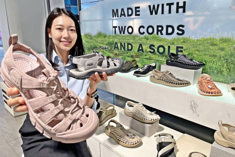 갤러리아百, ‘킨(KEEN)’ 샌들 팝업스토어 선보여