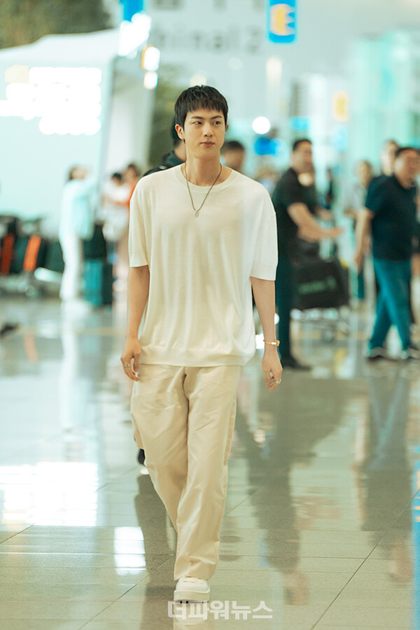 방탄소년단진,인천국제공항출국