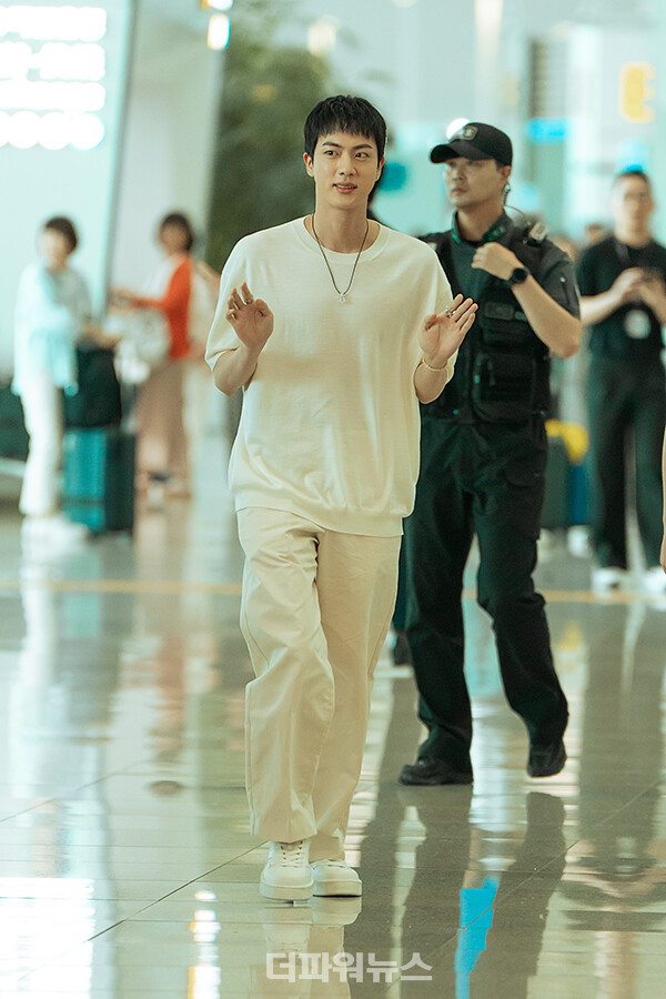 방탄소년단진,인천국제공항출국