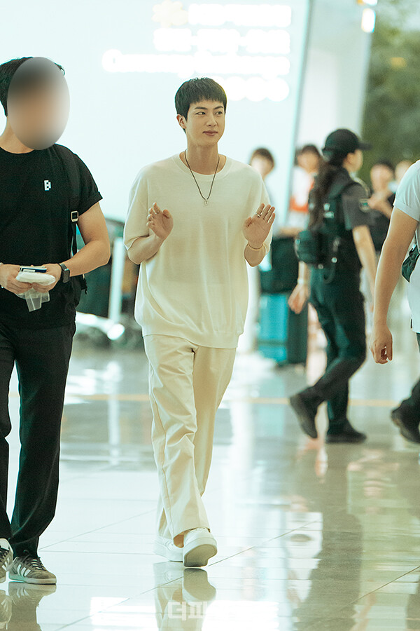 방탄소년단진,인천국제공항출국