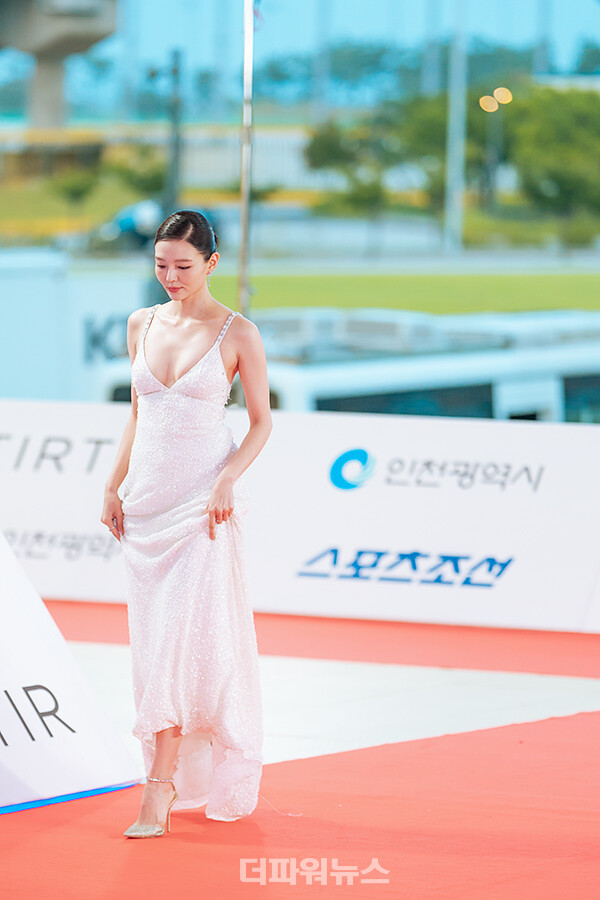 이솜,제3회청룡시리즈어워즈