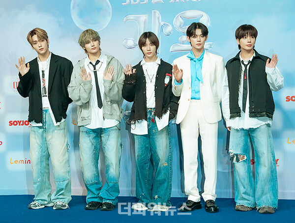 투모로우바이투게더,2024SBS가요대전블루카펫