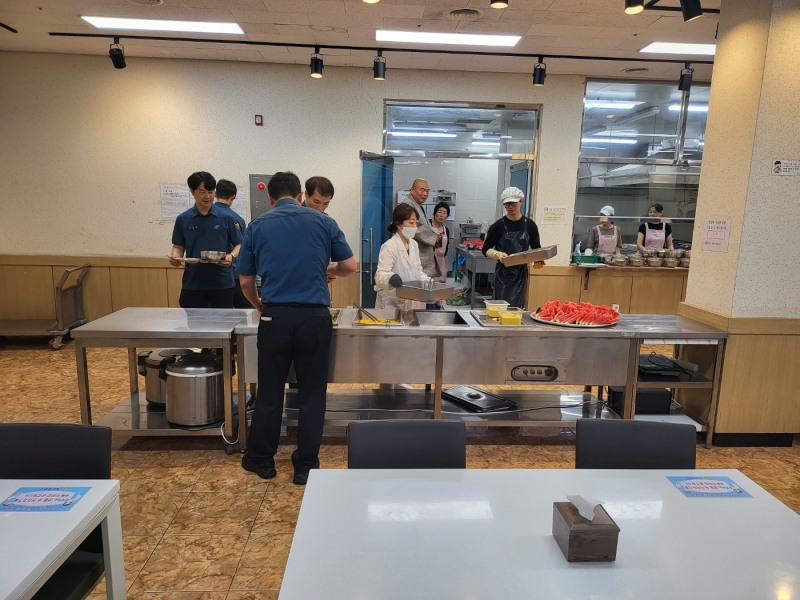 식당내부