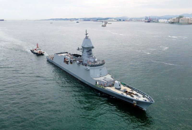 HD현대중공업이 건조해 2024년 말 해군에 인도 예정인 차세대 호위함(울산급 Batch-Ⅲ) 선도함 ‘충남함의 시운전 모습.(사진=HD현대중공업)