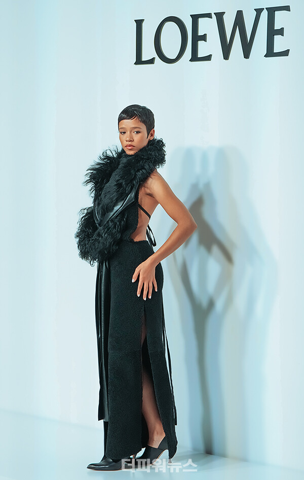 테일러러셀,포토월행사