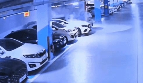 인천 청라 아파트 지하주차장 CCTV 영상(사진=연합뉴스)