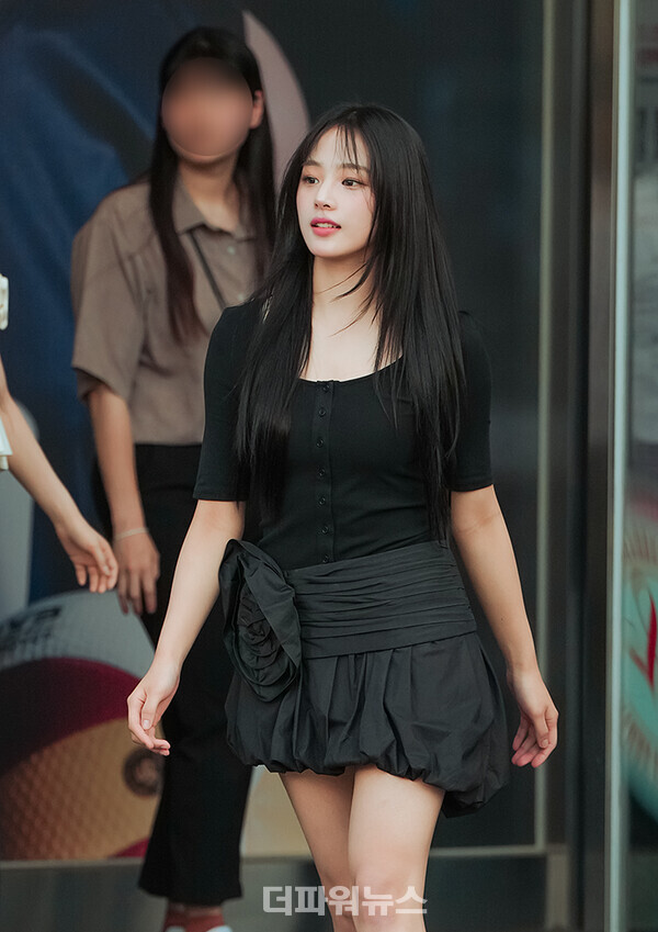 뉴진스민지,포토월행사