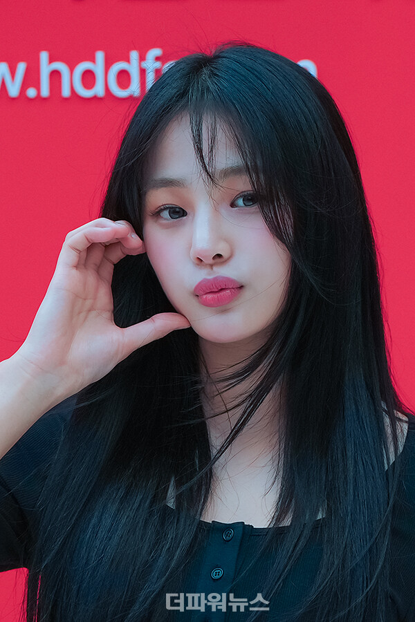 뉴진스민지,포토월행사