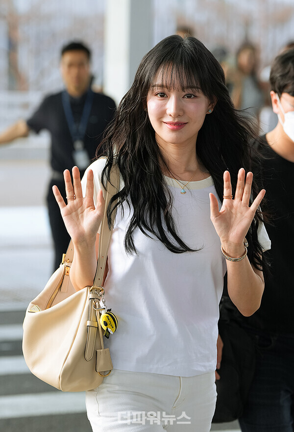 김지원,인천국제공항출국