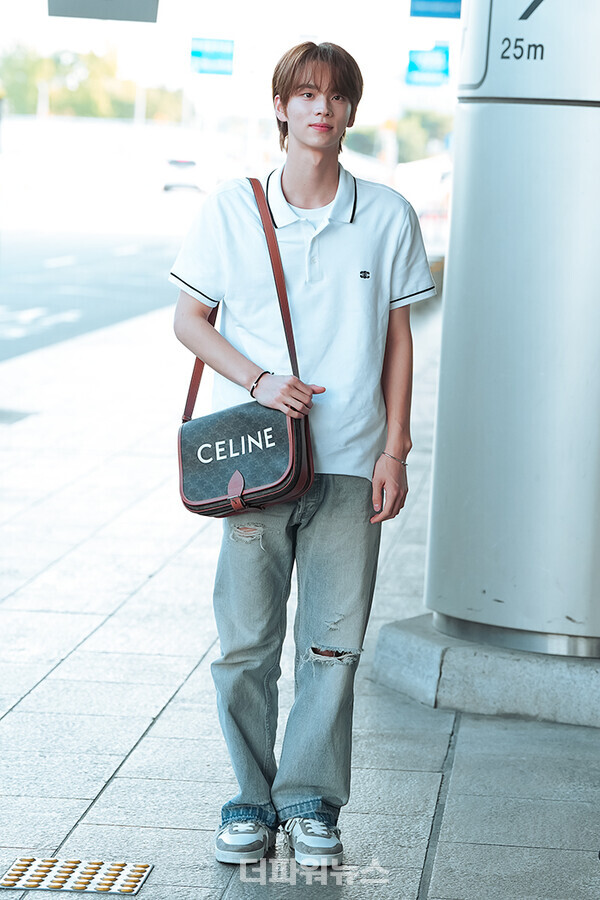 투어스신유,김포국제공항출국