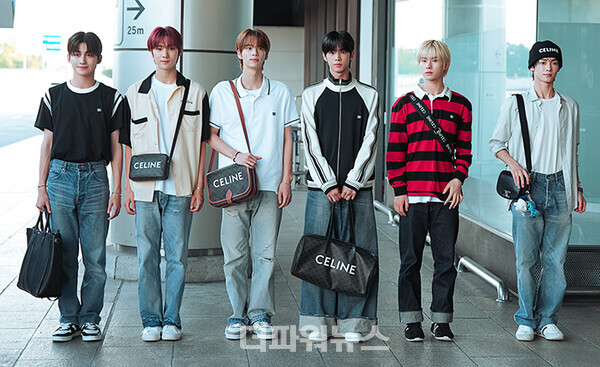 투어스,김포국제공항출국