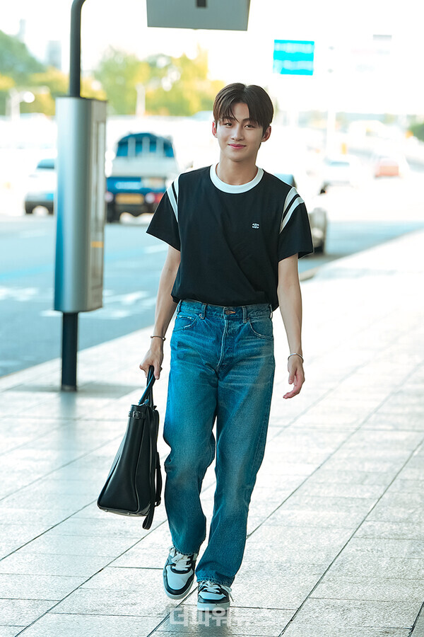 투어스지훈,김포국제공항출국