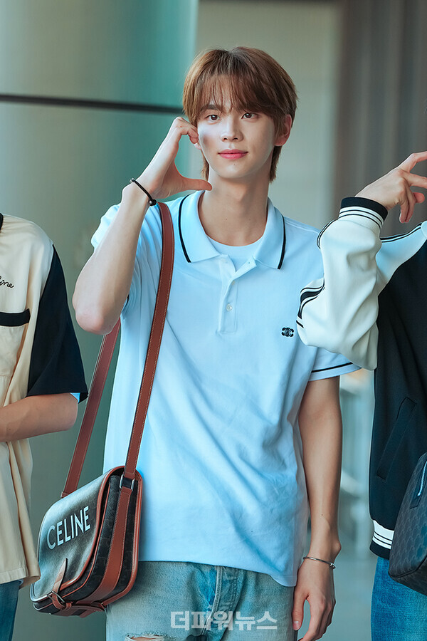 투어스신유,김포국제공항출국