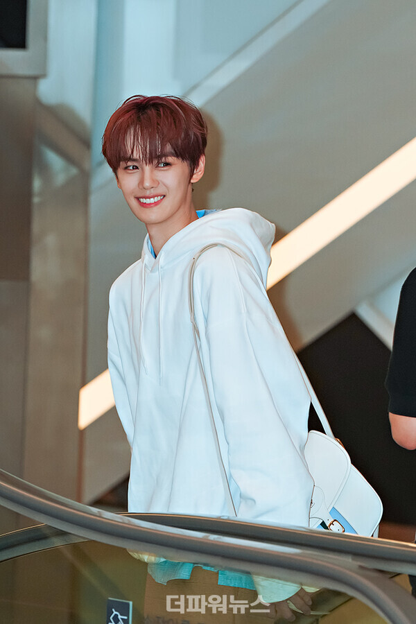 제로베이스원규빈,포토월행사