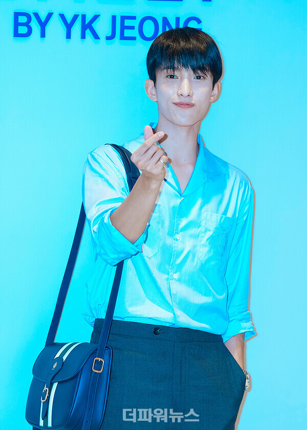 세븐틴도겸,포토월행사