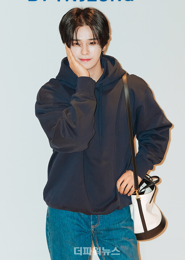 크래비티세림,포토월행사