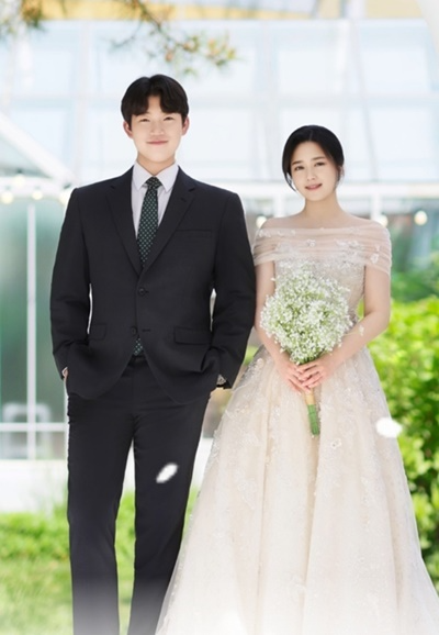 정호군과 희연 양.