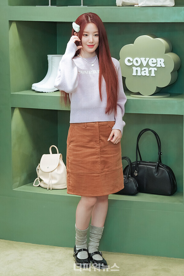 여자아이들슈화,포토월행사