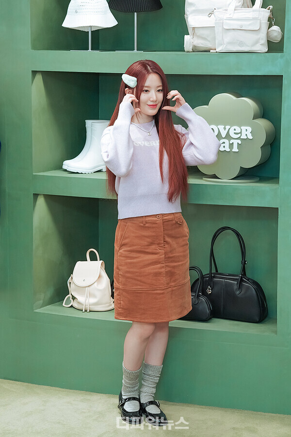 여자아이들슈화,포토월행사