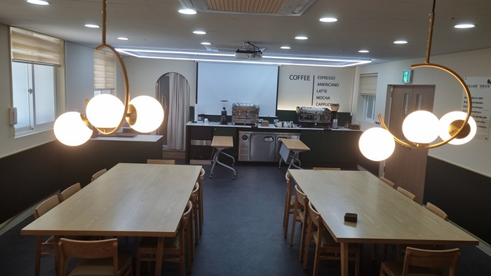 바리스타반 '솔향cafe' 전경.(제공=전주소년원)