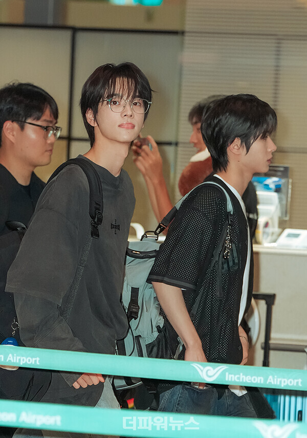 투어스신유,인천국제공항출국