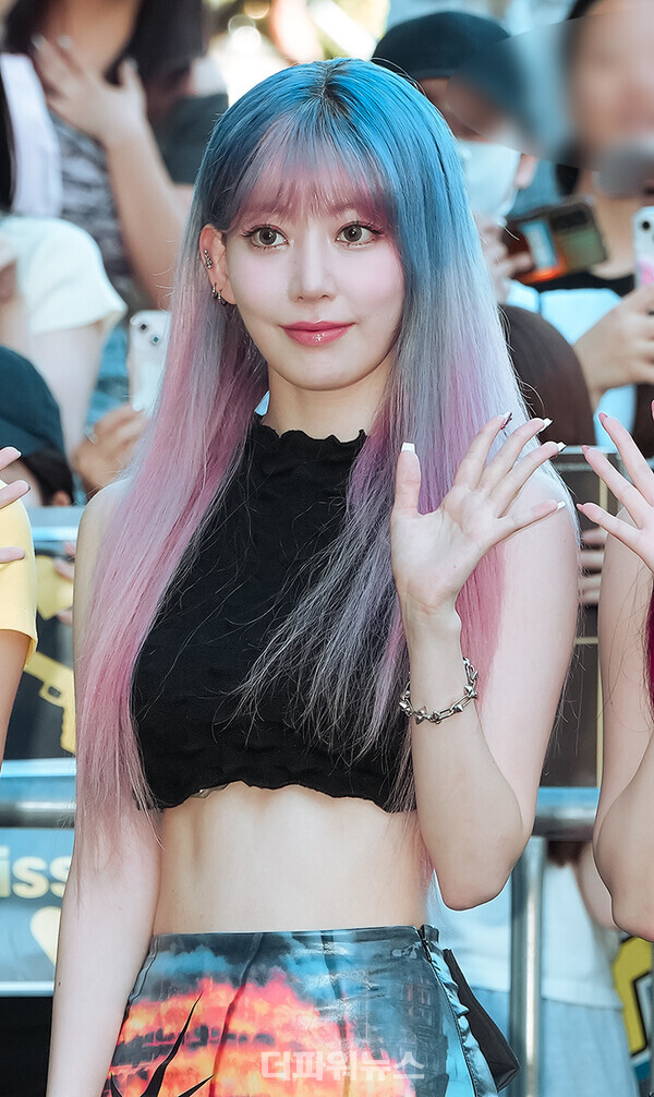 르세라핌사쿠라,KBS뮤직뱅크출근길