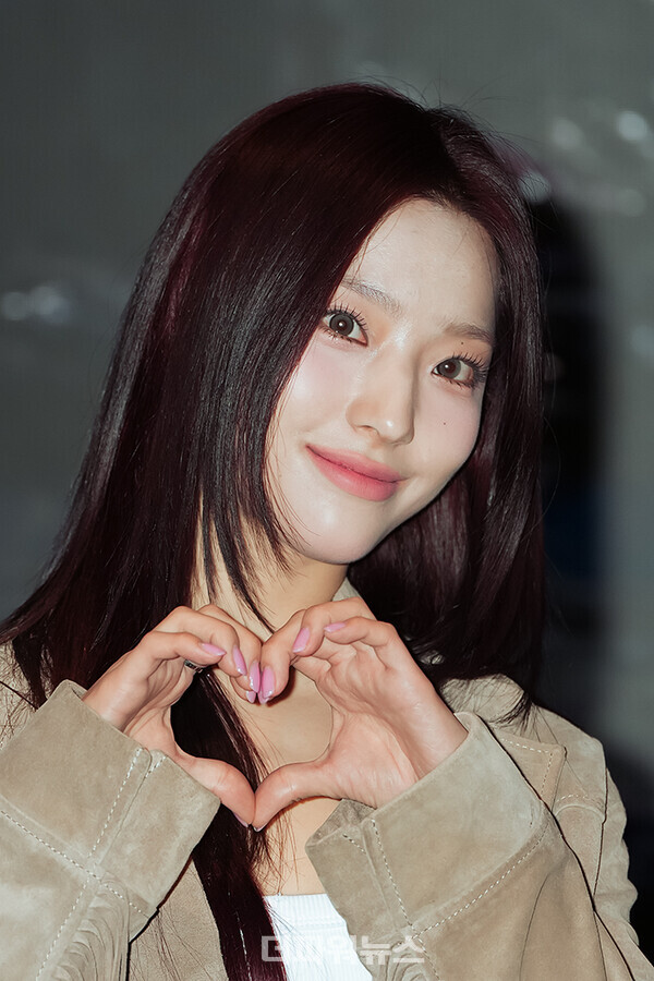 프로미스나인이새롬,포토월행사