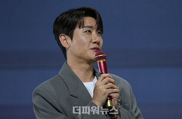 영탁,싱글'슈퍼슈퍼(SuperSuper)'발매기념쇼케이스