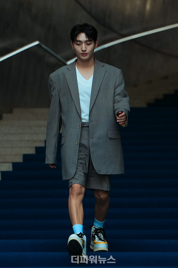 윤지성,서울패션위크시이안컬렉션