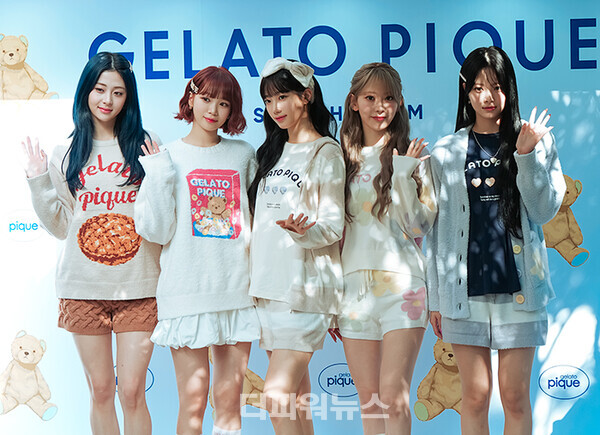 르세라핌,포토월행사