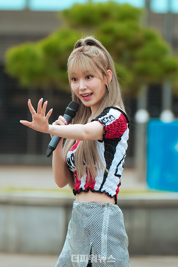 르세라핌사쿠라,'크레이지'(CRAZY)미니팬미팅