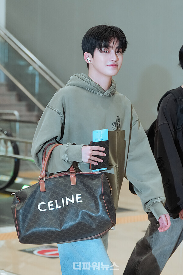 투어스지훈,김포국제공항출국