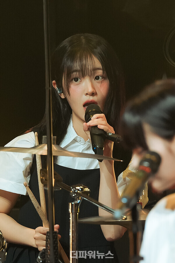 QWER쵸단,'알고리즘스블러썸(Algorithm'sBlossom)'발매기념쇼케이스