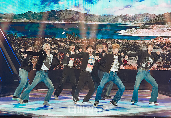 휘브,‘러시오브조이’발매쇼케이스