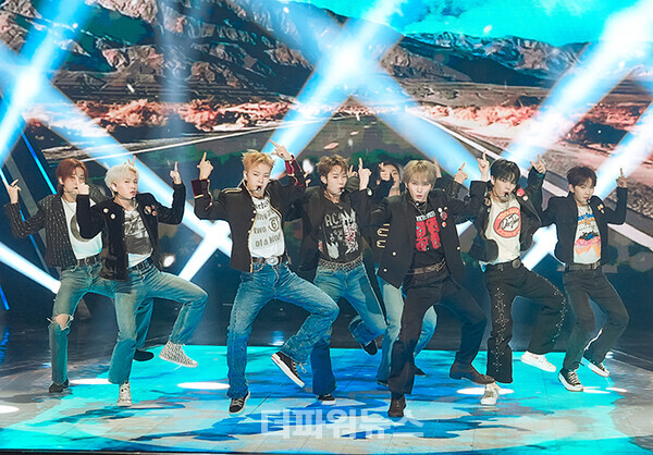 휘브,‘러시오브조이’발매쇼케이스