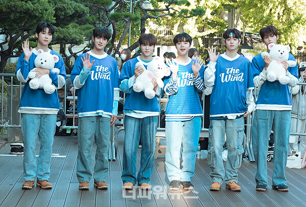 더윈드,KBS뮤직뱅크출근길