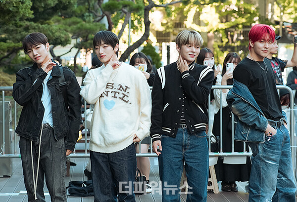 배너,KBS뮤직뱅크출근길