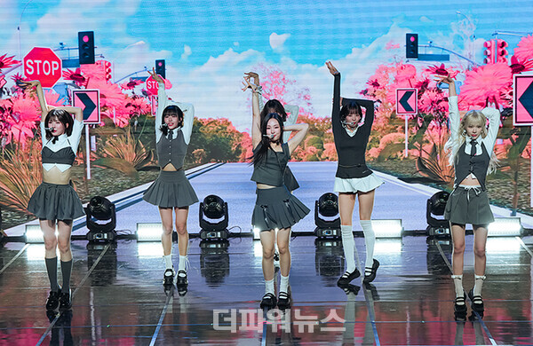 비웨이브,'BeyourWave'발매기념쇼케이스