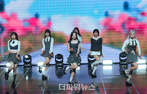 비웨이브,'BeyourWave'발매기념쇼케이스