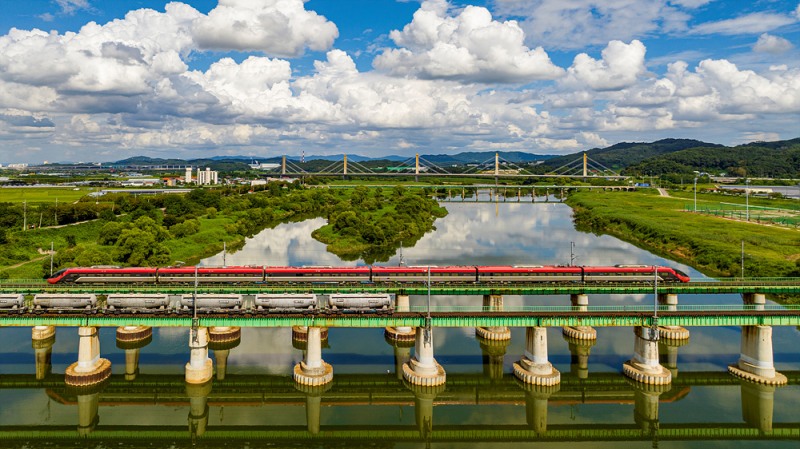 구름 좋은 날(이상운作).(사진=코레일)