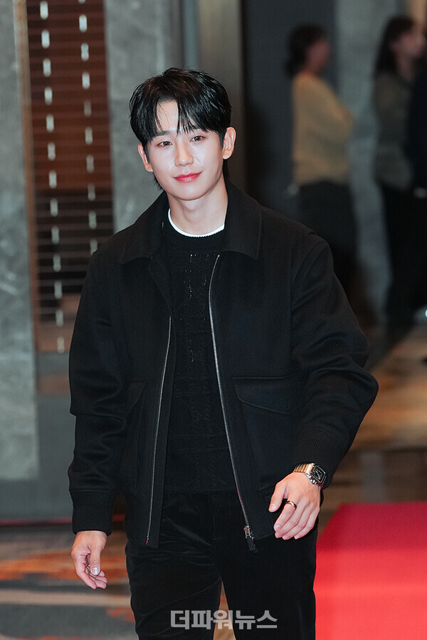 정해인,WKorea자선행사