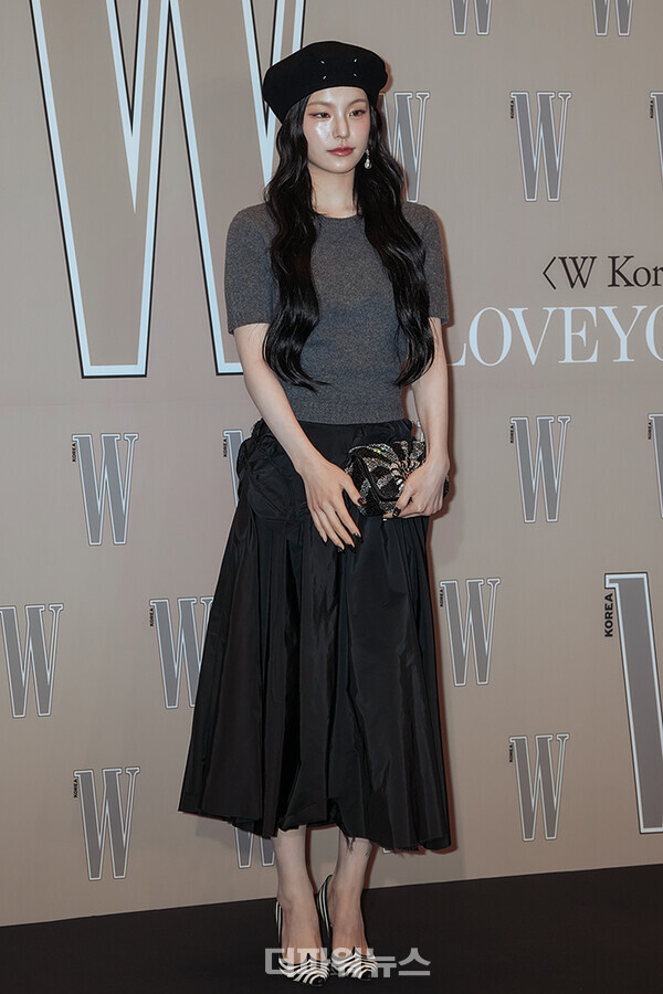 있지예지,WKorea자선행사