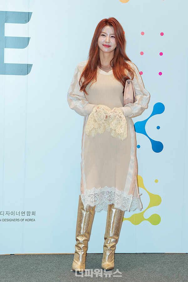 이윤미,포토월행사