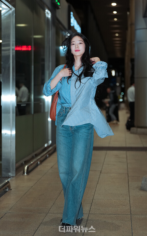 르세라핌카즈하,김포국제공항출국