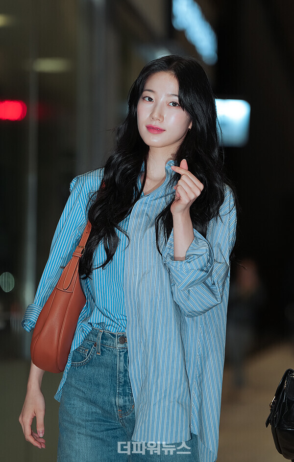 르세라핌카즈하,김포국제공항출국