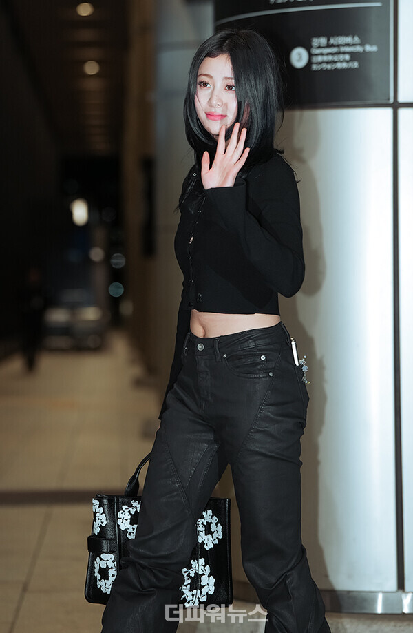 르세라핌허윤진,김포국제공항출국