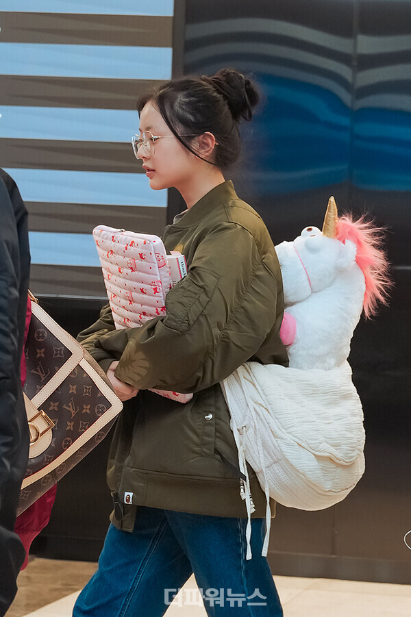 뉴진스하니,김포국제공항입국
