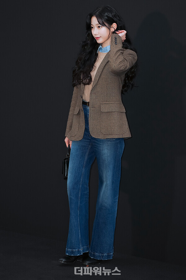 르세라핌카즈하,포토월행사