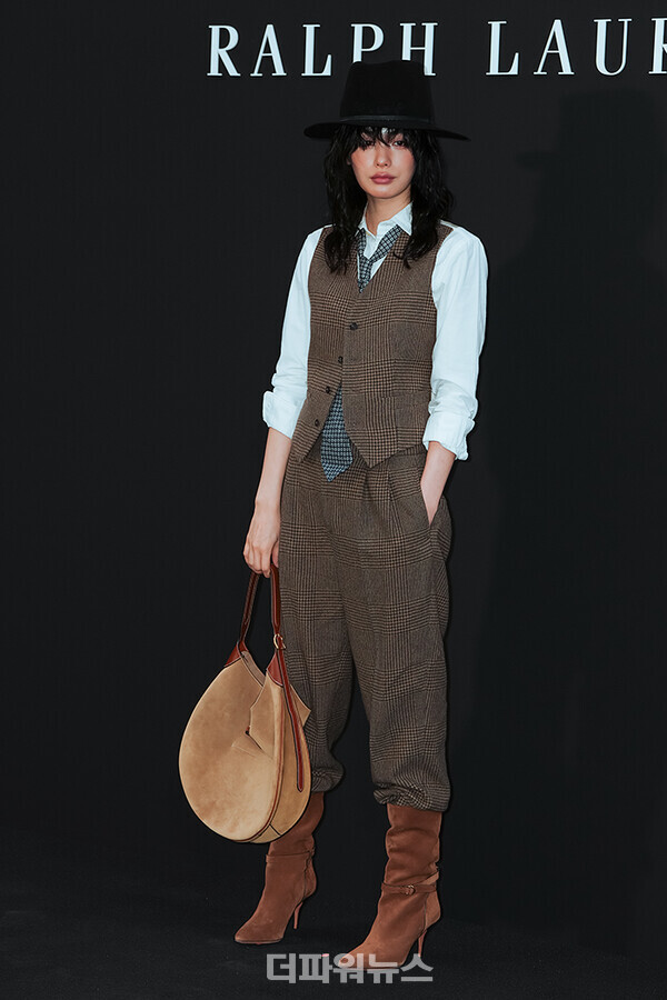 나나,포토월행사